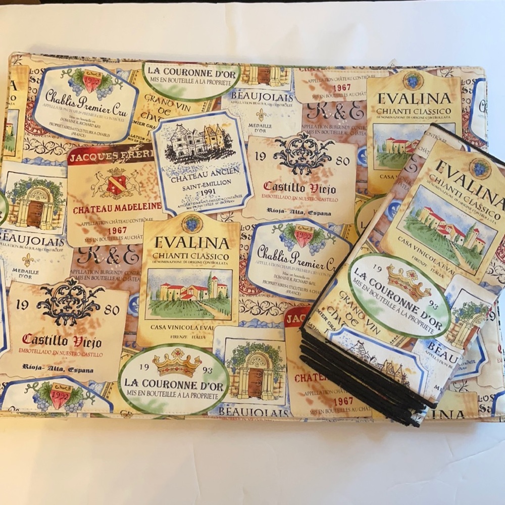 8 piece placemat and napkin set